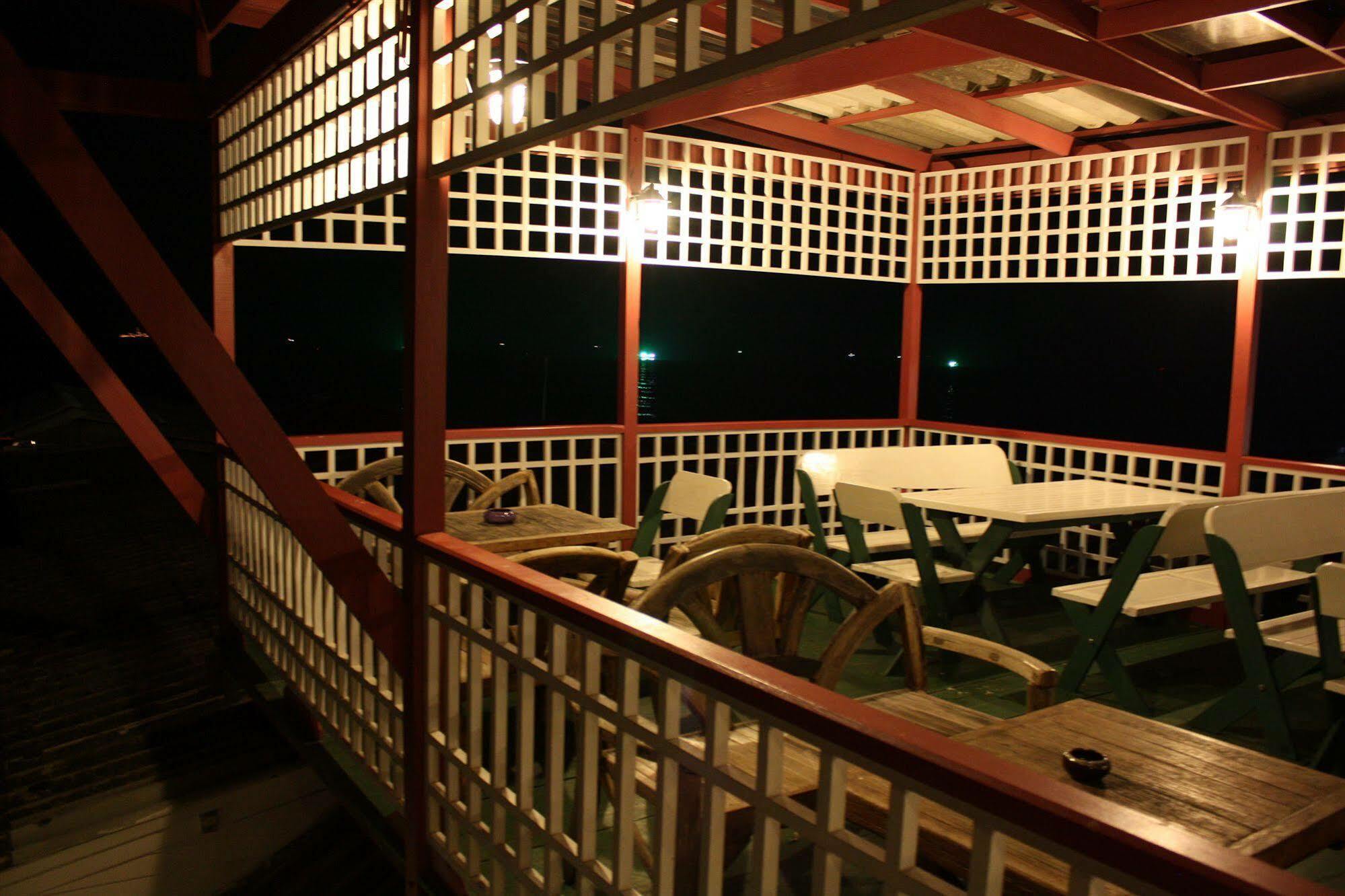 Mod Guesthouse Hua Hin Exterior photo