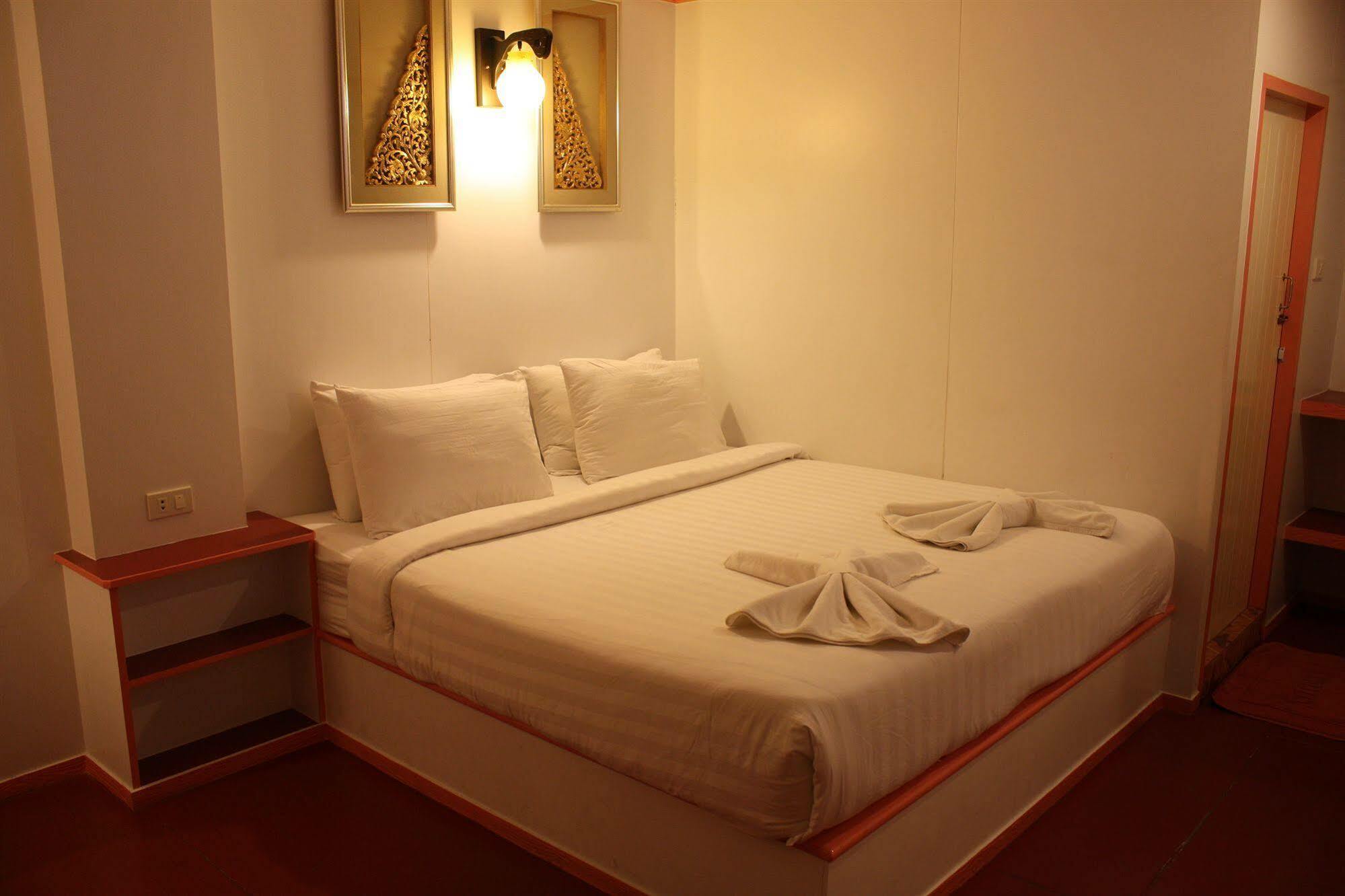 Mod Guesthouse Hua Hin Exterior photo